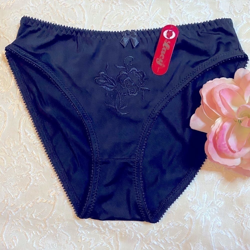 🥀Lacy assorted embroidery Floral print Panties